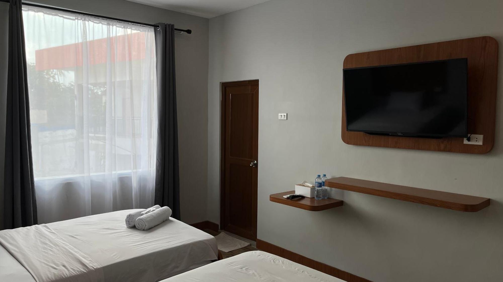 Reddoorz Premium At Jalan Diponegoro Lampung Hotel Бандар Лампунг Екстериор снимка